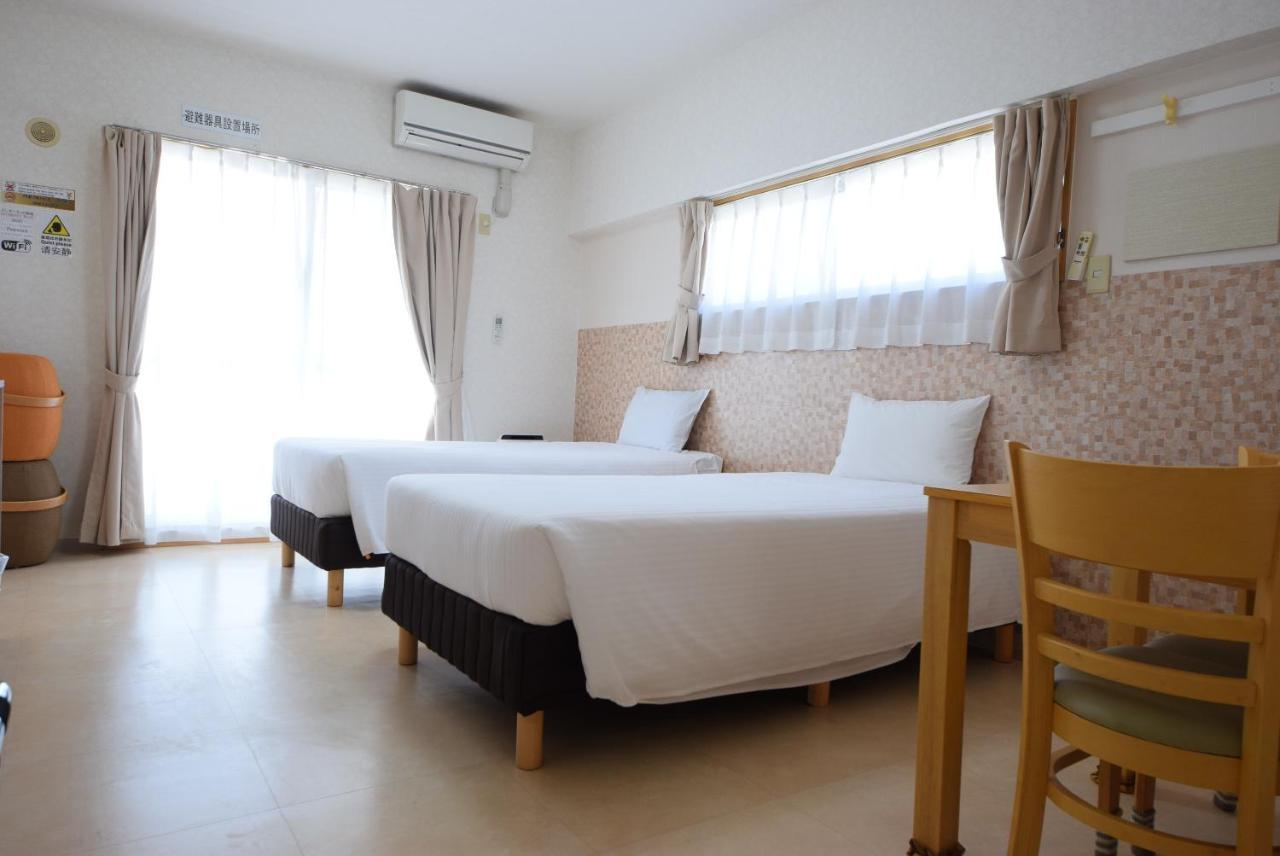 Stay In Sumuka Kokusai Street Tomari Exterior photo